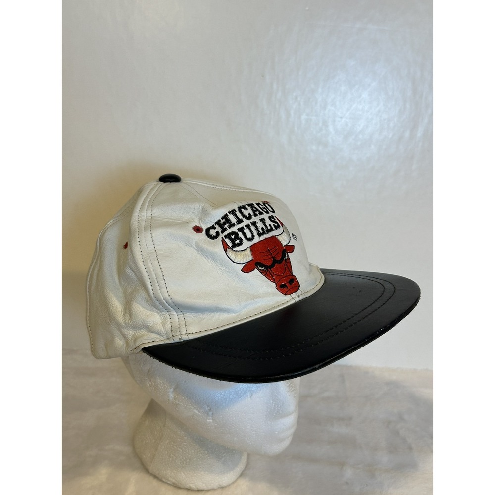 Vintage Chicago Bulls Leather‎ Strapback Hat